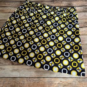 NVO Black & Yellow Geometric Print Golf Skort Size 4